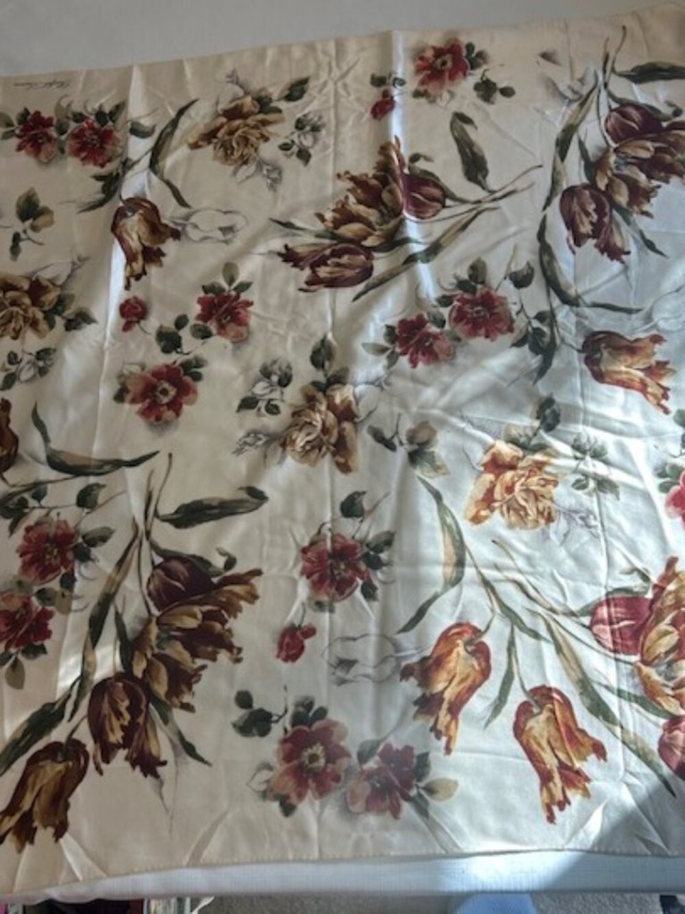 RALPH LAUREN 100% Silk Cream Floral SCARF - Picture 6 of 9